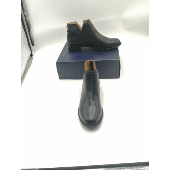 Adrienne Vittadini Black Ankle Boots - Picture 5 of 10